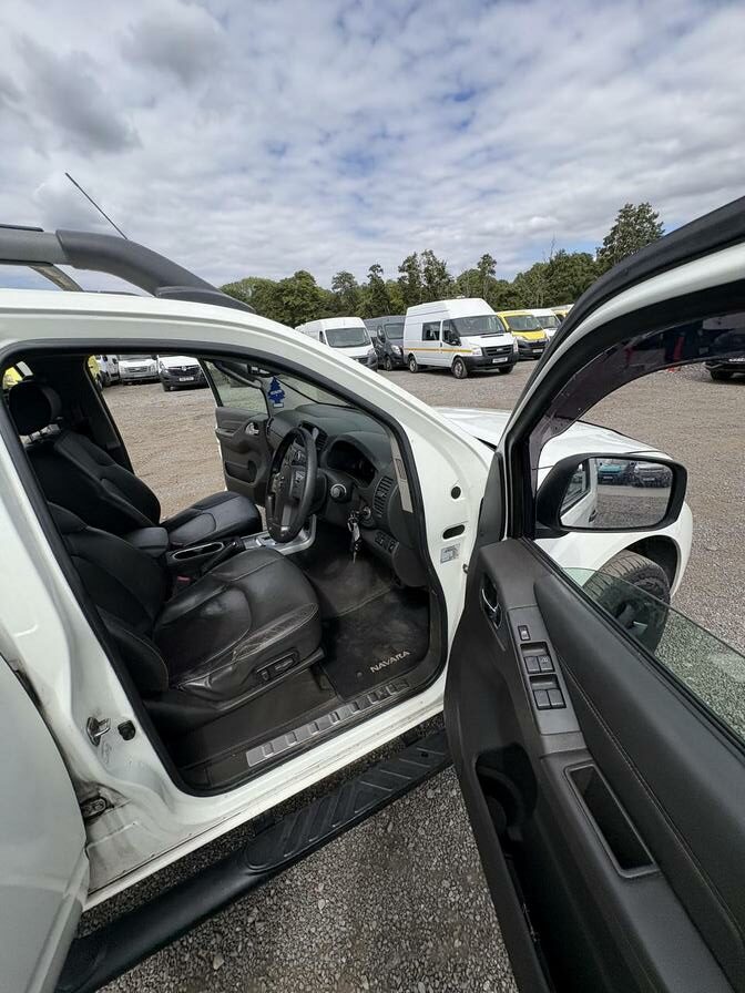 2013 Nissan Navara – Model: Navara Tekna dCi Auto – YN13XEF