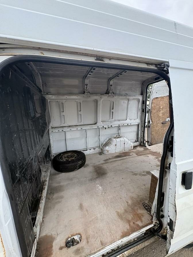 2007 Ford Transit – Model: Transit 85 T260 FWD – KC57GWG