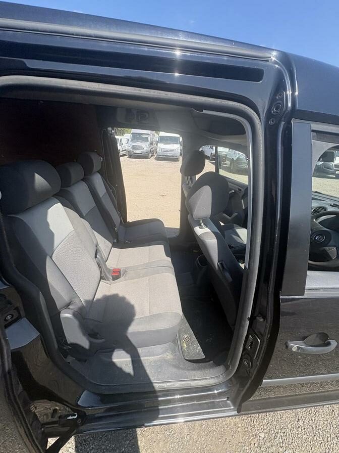 2013 Volkswagen Caddy MaxI – Model: Caddy Maxi C20 Kombi TDI 140 – EO63HGU