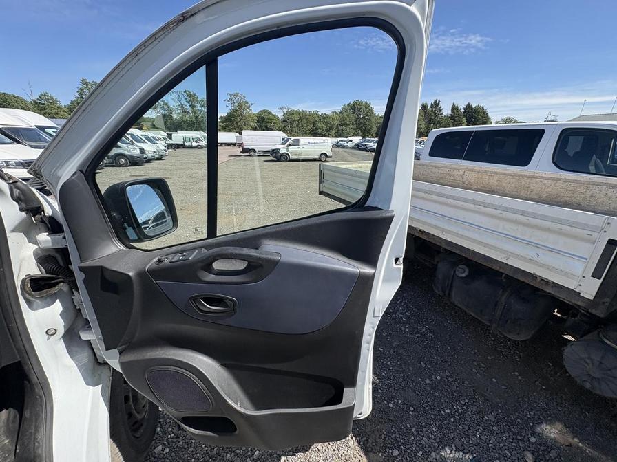 2015 Vauxhall Vivaro Combi – Model: Vivaro CDTi – DY65YGH