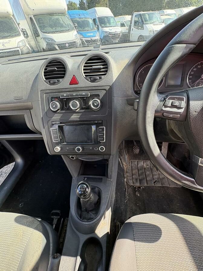 2013 Volkswagen Caddy MaxI – Model: Caddy Maxi C20 Kombi TDI 140 – GY62NXK
