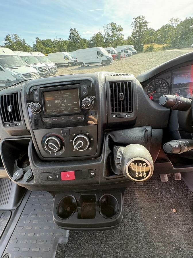 2019 Peugeot Boxer – Model: Boxer 335 Professional L2H2 Blue HDi – OE19RFZ