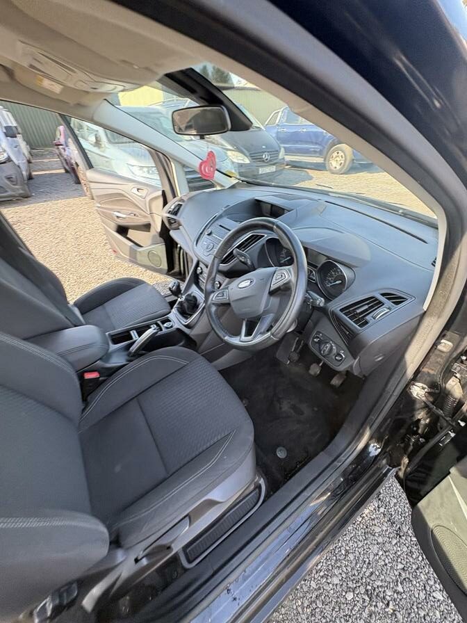 2016 Ford C-Max – Model: C-Max Zetec T – LD66XMF