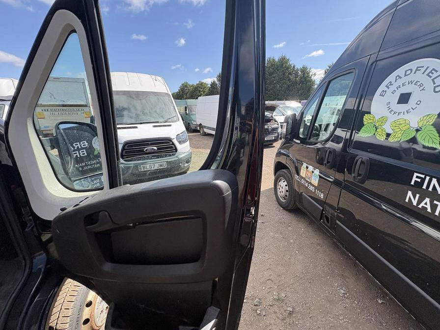 2022 Citroen Relay – Model: Relay 35 L2H2 Enterprise Blue HDi S/S – MT22PNV