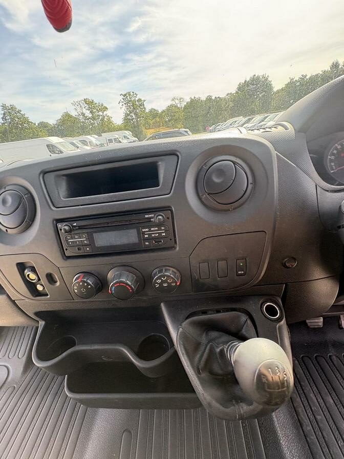 2018 Vauxhall Movano – Model: Movano L2H1 F3500 CDTi – DL18WFD