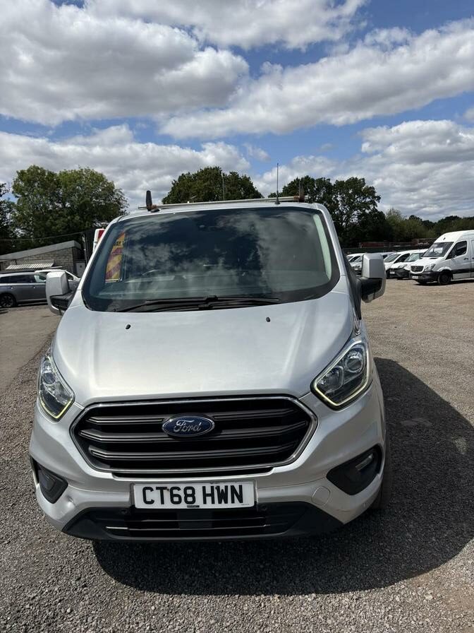 2018 Ford Transit Custom – Model: Transit Custom 300 Limited – CT68HWN