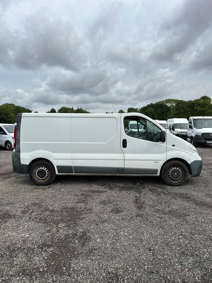 2013 Vauxhall Vivaro – Model: Vivaro 2900 CDTi LWB – DV63YMZ