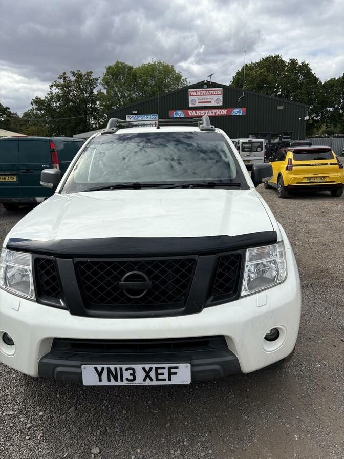 2013 Nissan Navara – Model: Navara Tekna dCi Auto – YN13XEF