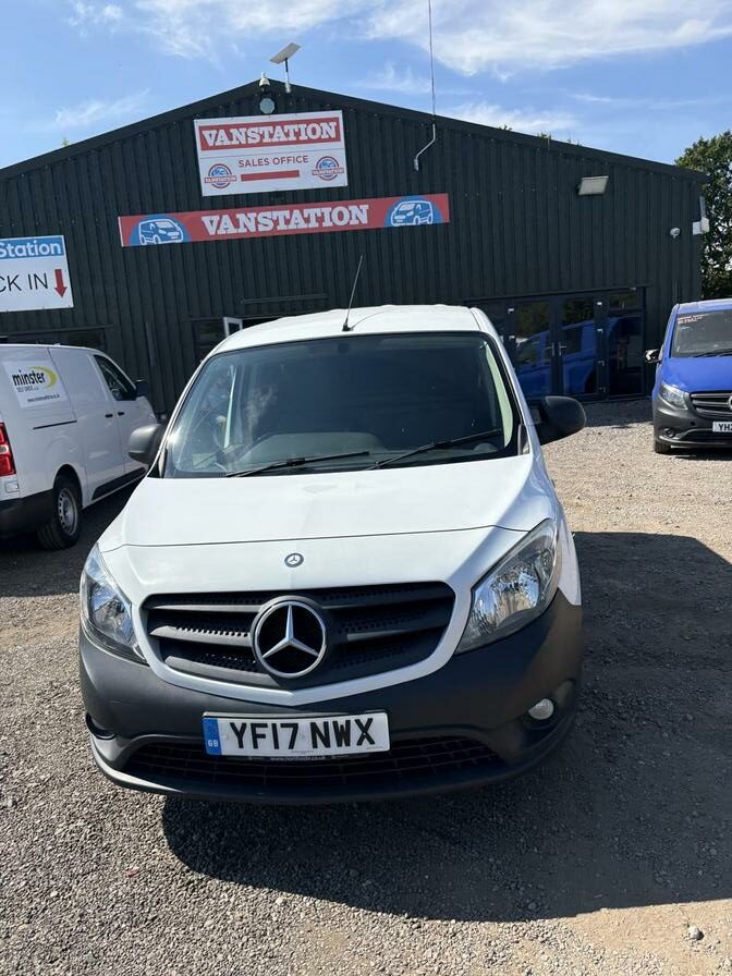 2017 Mercedes-Benz Citan – Model: Citan 109 CDi BlueEfficiency – YF17NWX