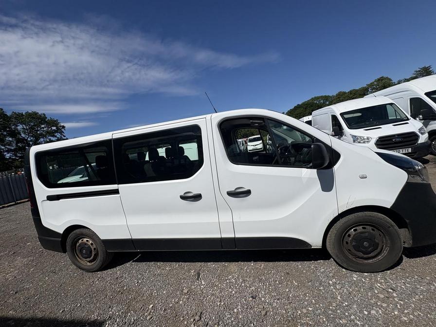 2015 Vauxhall Vivaro Combi – Model: Vivaro CDTi – DY65YGH