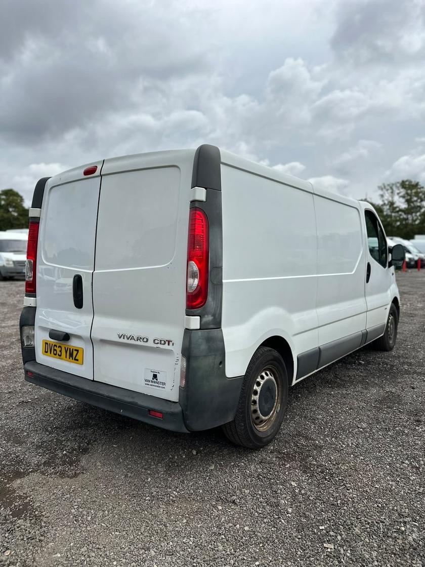 2013 Vauxhall Vivaro – Model: Vivaro 2900 CDTi LWB – DV63YMZ