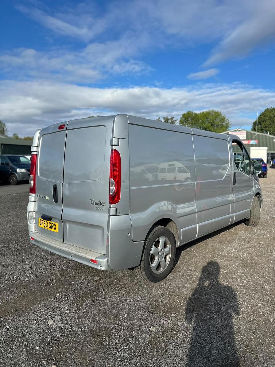 2013 Renault Trafic – Model: Trafic LL29 Sport dCi – GF63GRX