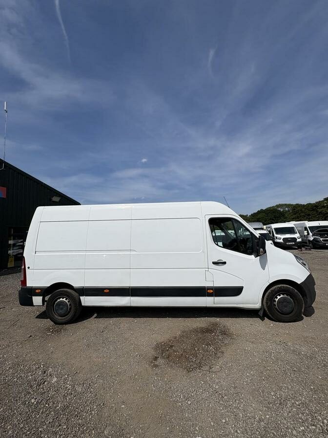 2021 Vauxhall Movano – Model: Movano L3H2 F3500 CDTi – DW70DXY