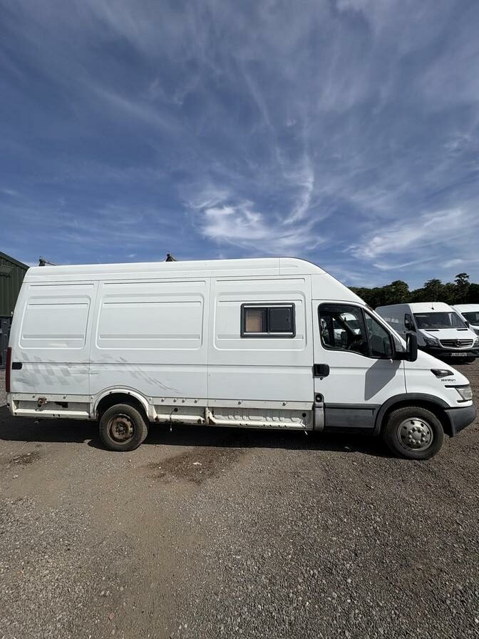 2006 Iveco Daily – Model: Daily 35 S14 LWB – BU06OEY