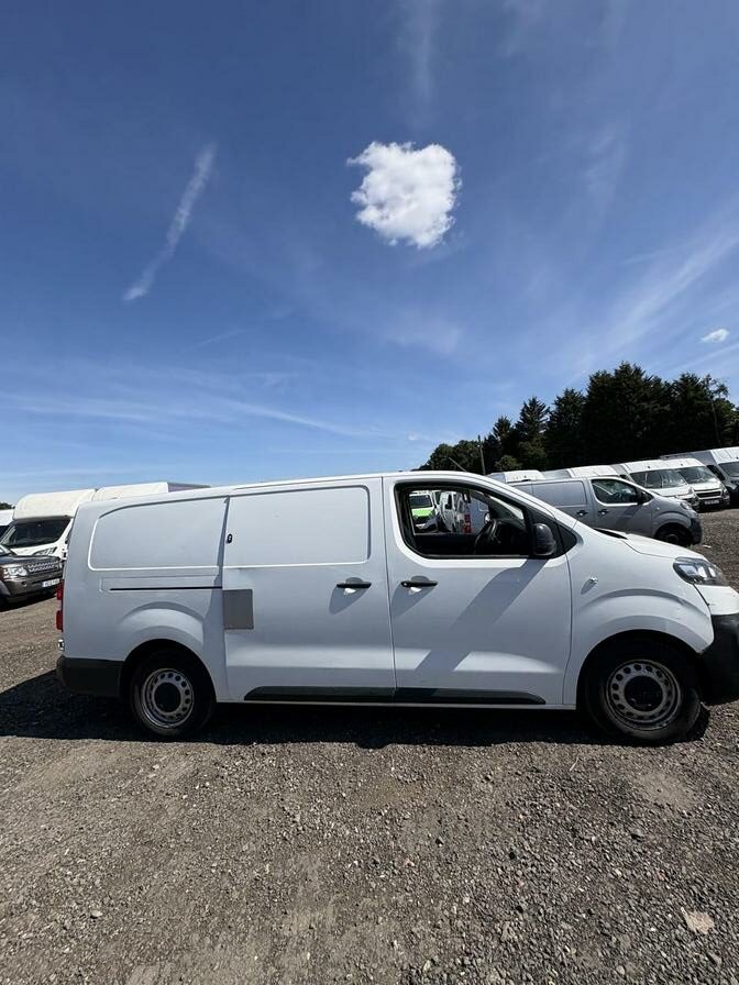 2020 Citroen Dispatch – Model: Dispatch 1200 Enterprise Blue HDi S/S – CE70VPM