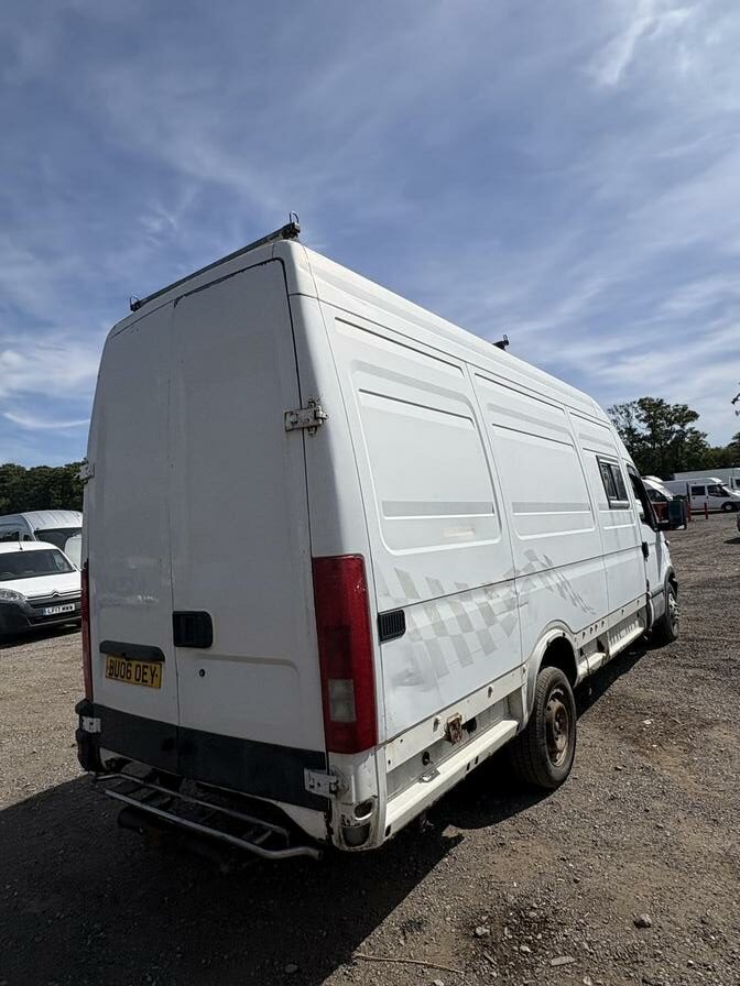 2006 Iveco Daily – Model: Daily 35 S14 LWB – BU06OEY