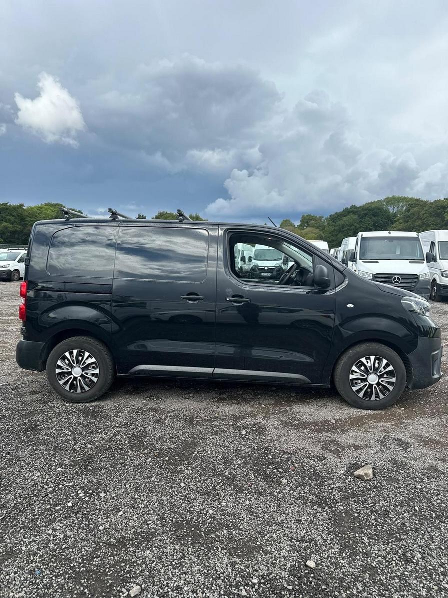 2018 Toyota Proace – Model: Proace Base – FN18HNY