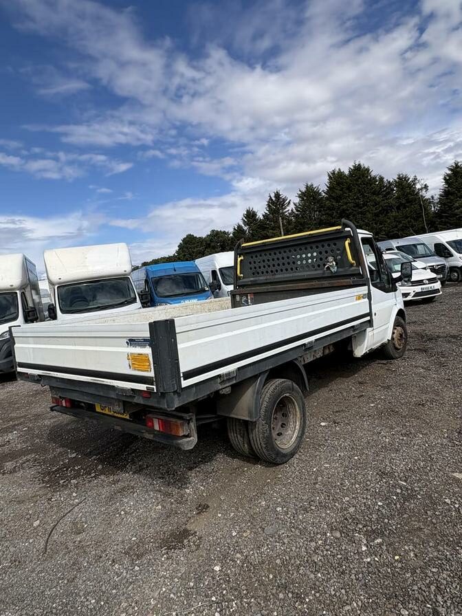 2011 Ford Transit – Model: Transit 115 T330 SWB Limited RWD – GF11ANR
