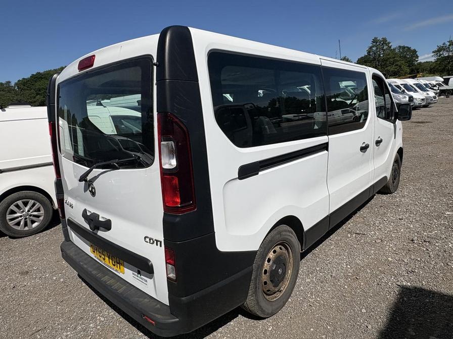 2015 Vauxhall Vivaro Combi – Model: Vivaro CDTi – DY65YGH