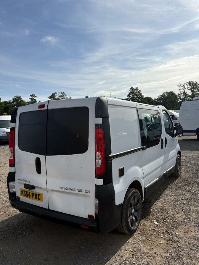 2005 Vauxhall Vivaro – Model: Vivaro 2900 CDTi 82 SWB – KS54PXC