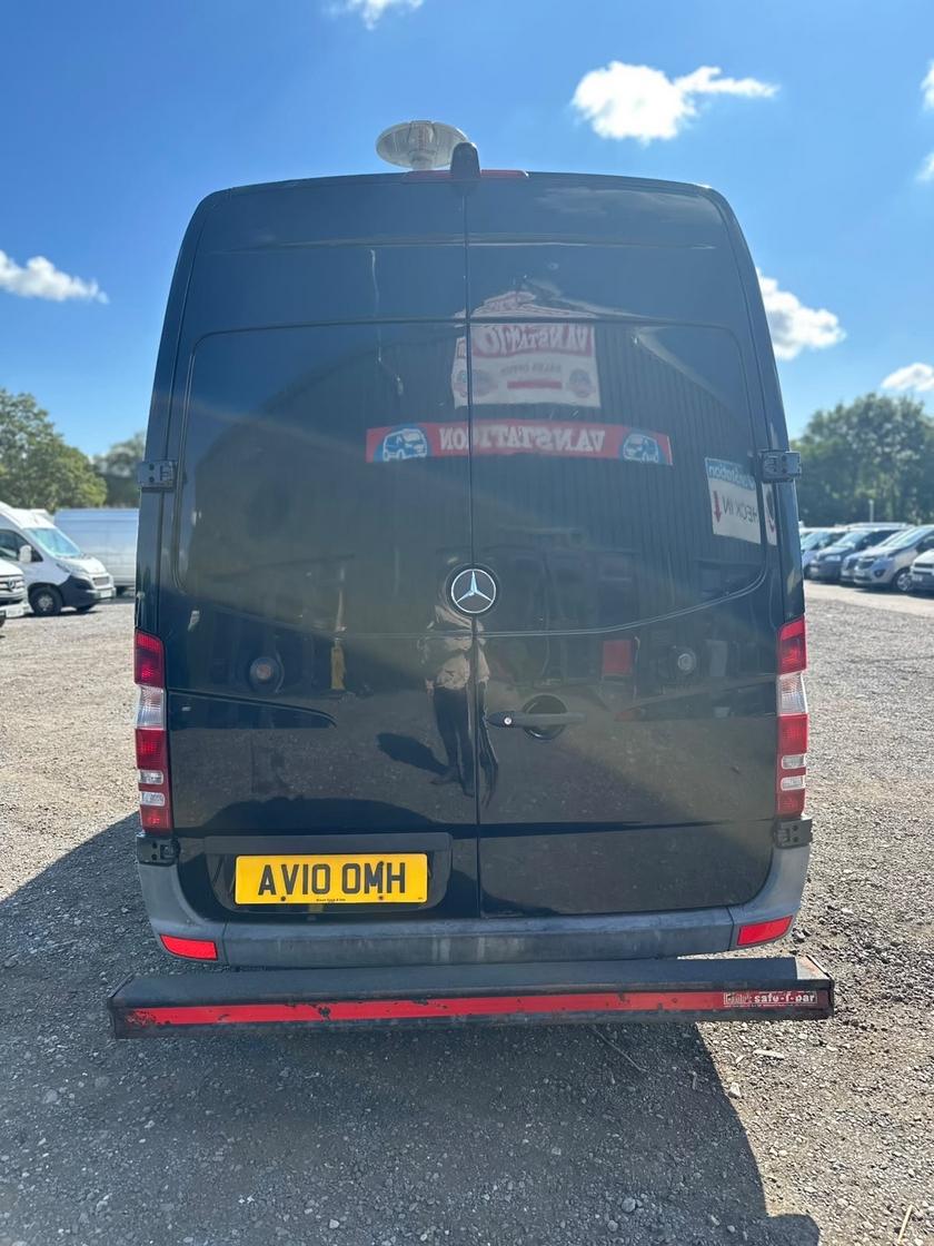 2010 Mercedes-Benz Sprinter – Model: Sprinter 319 CDi – AV10OMH