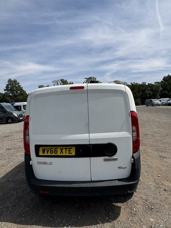 2016 Fiat Doblo Cargo – Model: Doblo 16v MultiJet – WV66XTE