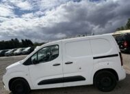 2019 Vauxhall Combo – Model: Combo 2000 Sportive S/S – DU19LKF