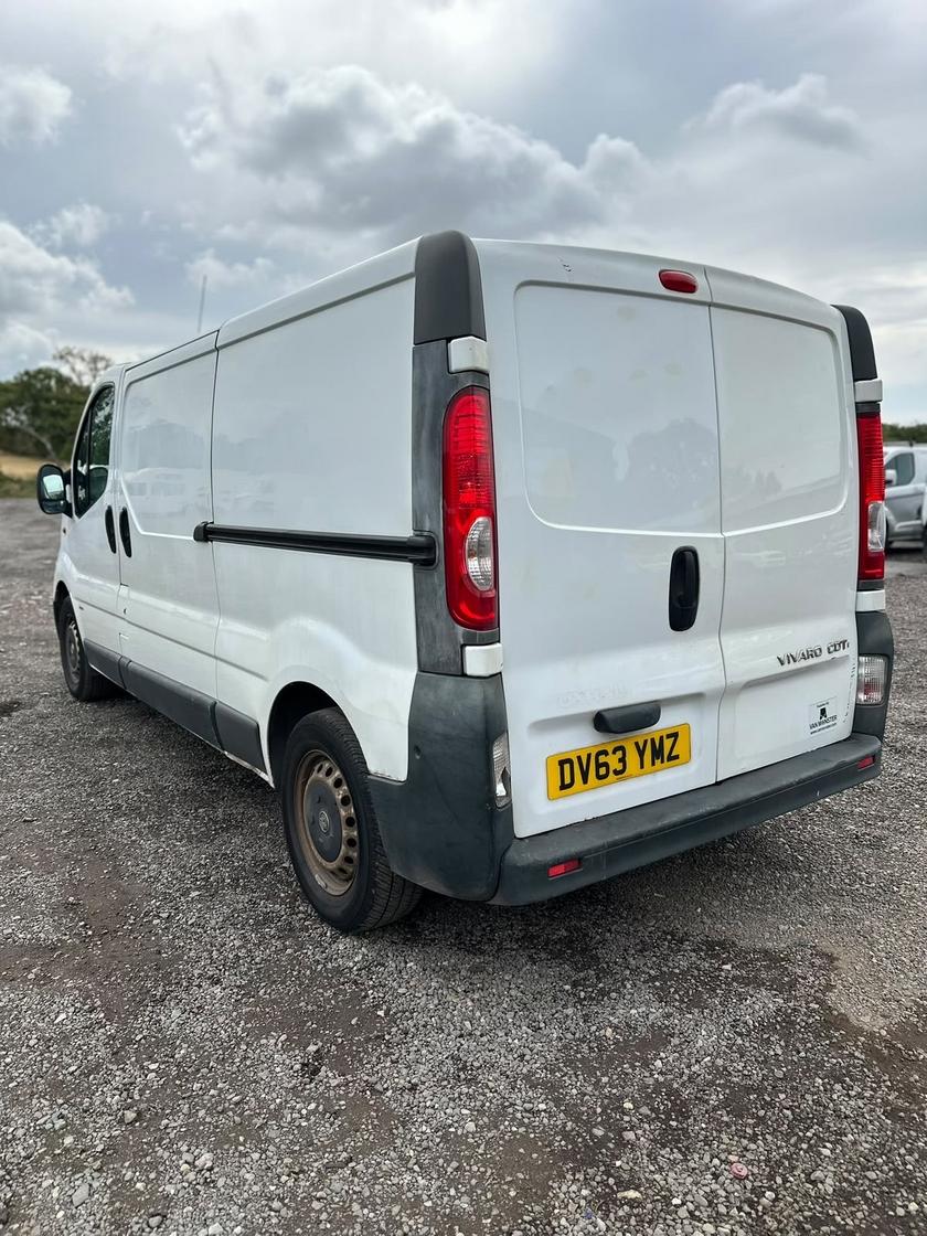 2013 Vauxhall Vivaro – Model: Vivaro 2900 CDTi LWB – DV63YMZ