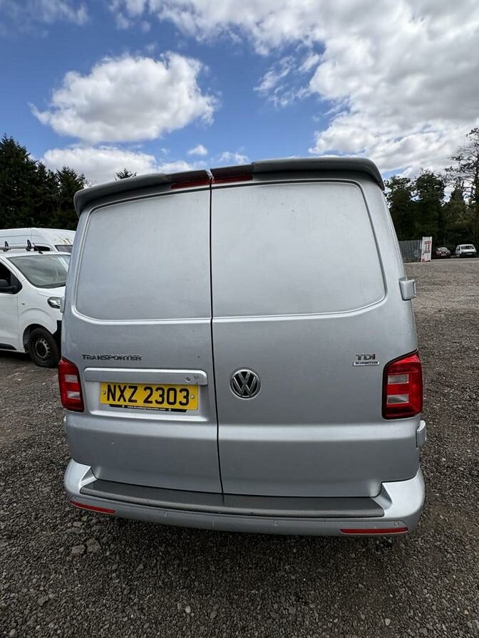 2018 Volkswagen Transporter – Model: Transporter T30 Highline TDI BlueMotion Technology – W5NRB/NXZ2303