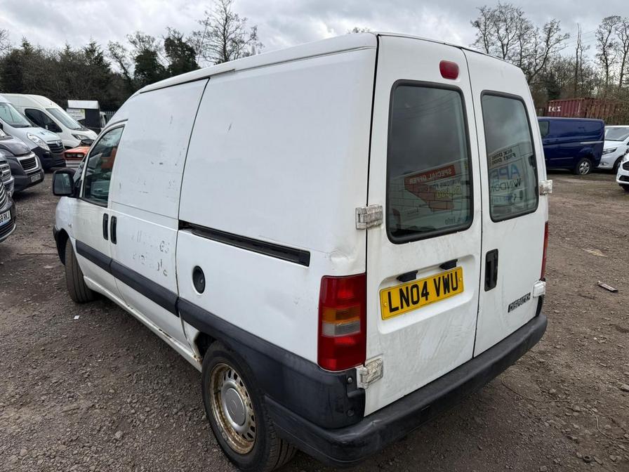 2004 Peugeot Expert – Model: Expert 900 HDi – LN04VWU