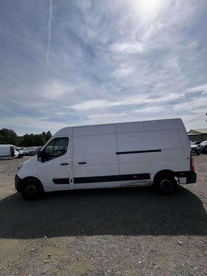 2021 Vauxhall Movano – Model: Movano L3H2 F3500 CDTi – DW70DXY