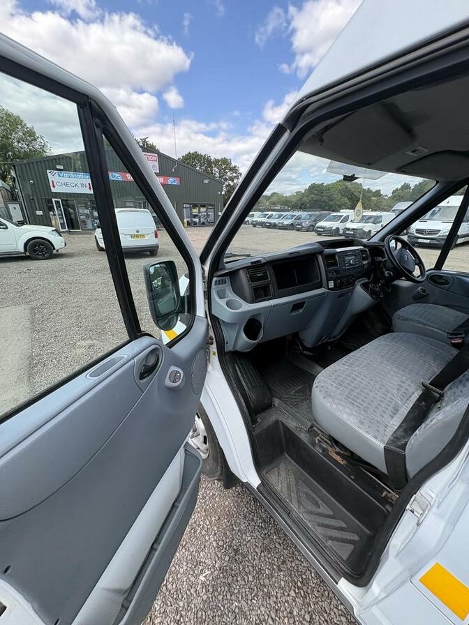 2014 Ford Transit – Model: Transit 125 T350 RWD – YR63VOC