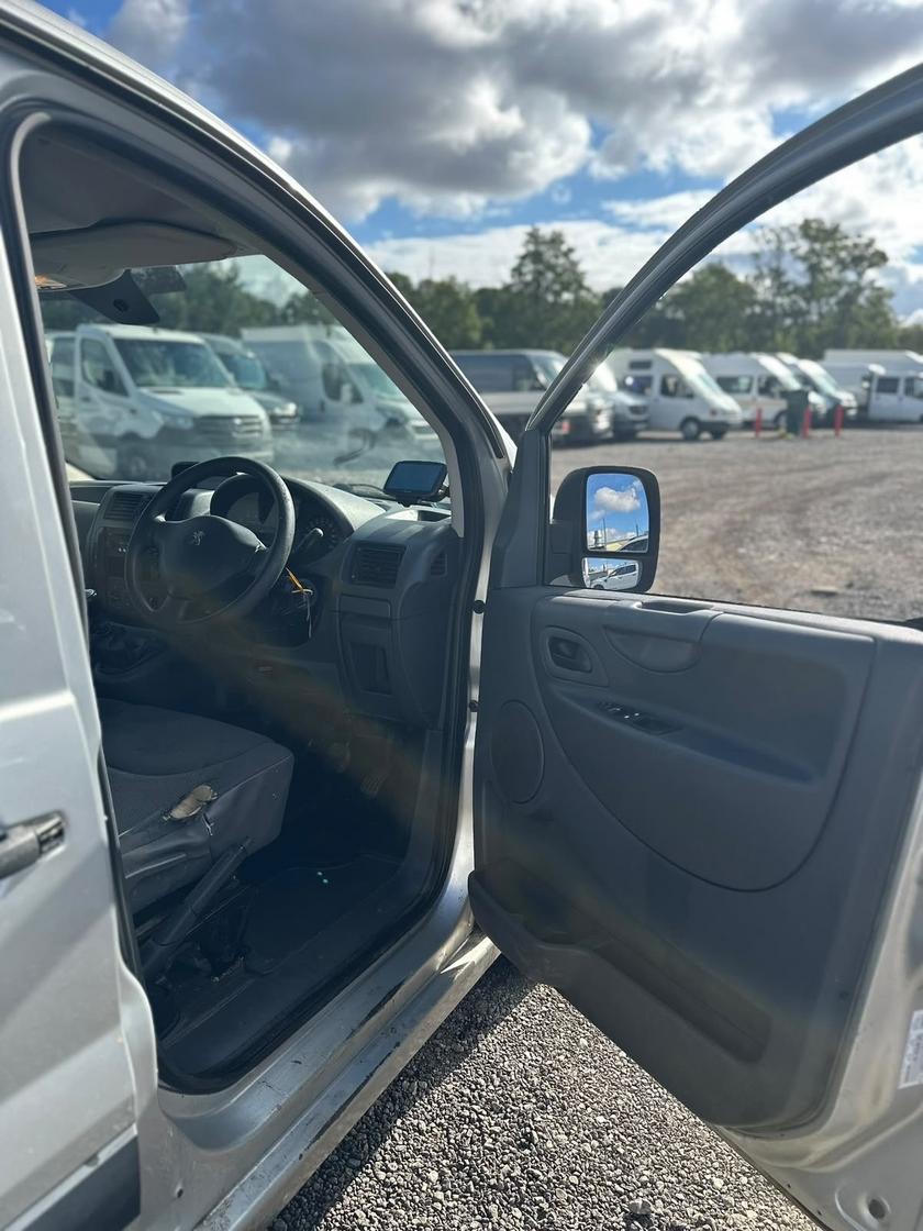 2016 Peugeot Expert – Model: Expert 1000 L1H1 Professional HDi – PN16JCO