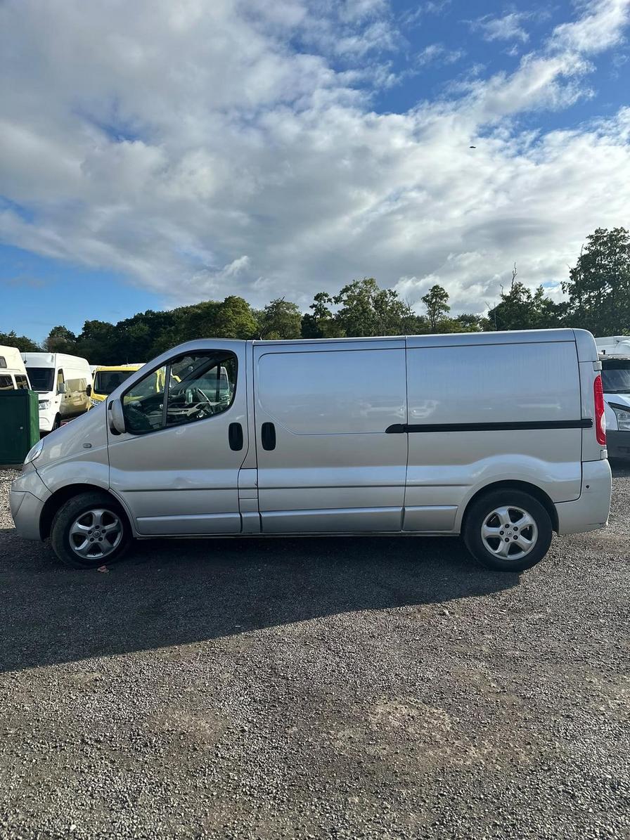 2013 Renault Trafic – Model: Trafic LL29 Sport dCi – GF63GRX