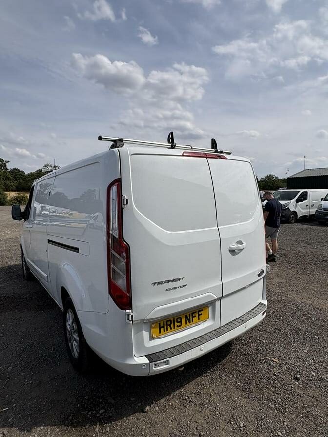 2019 Ford Transit Custom – Model: Transit Custom 300 Limited Edition Auto – HR19NFF