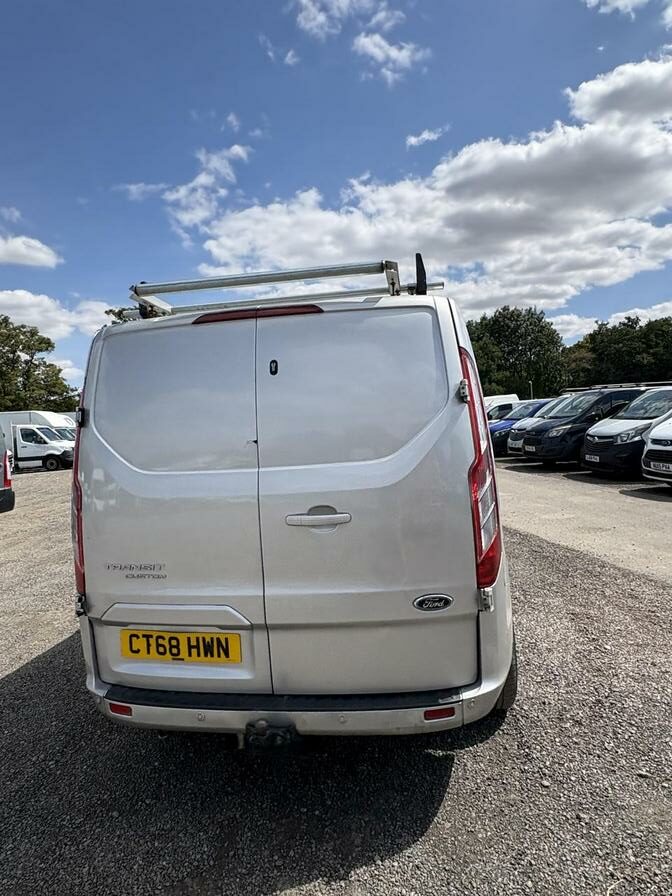 2018 Ford Transit Custom – Model: Transit Custom 300 Limited – CT68HWN