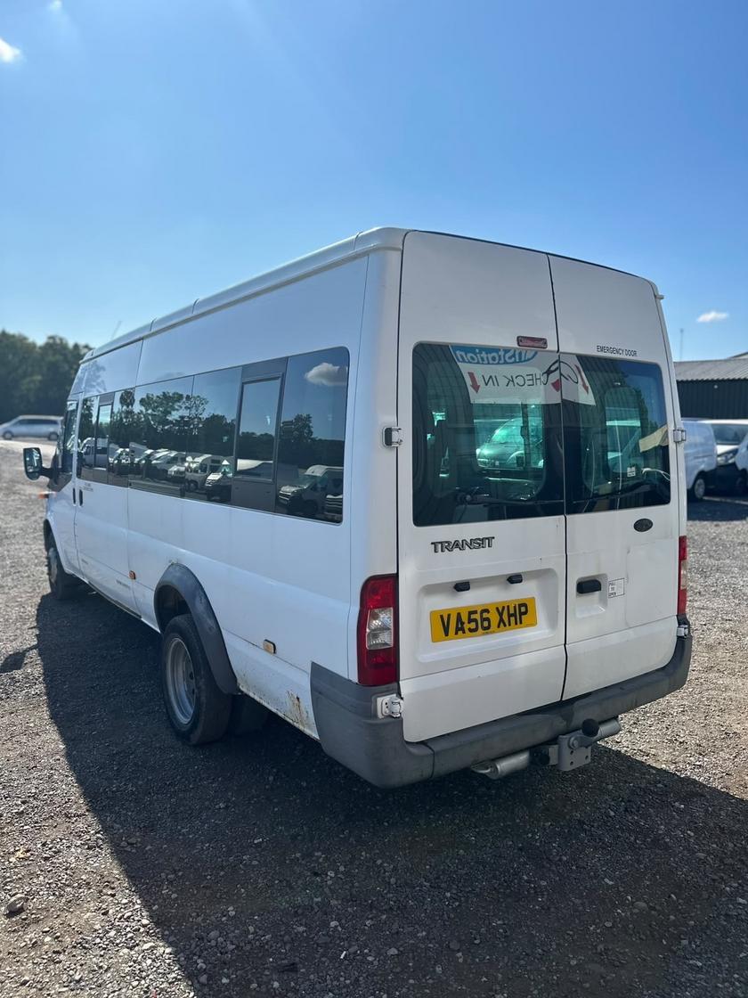 2006 Ford Transit – Model: Transit 100 17-Seat RWD – VA56XHP
