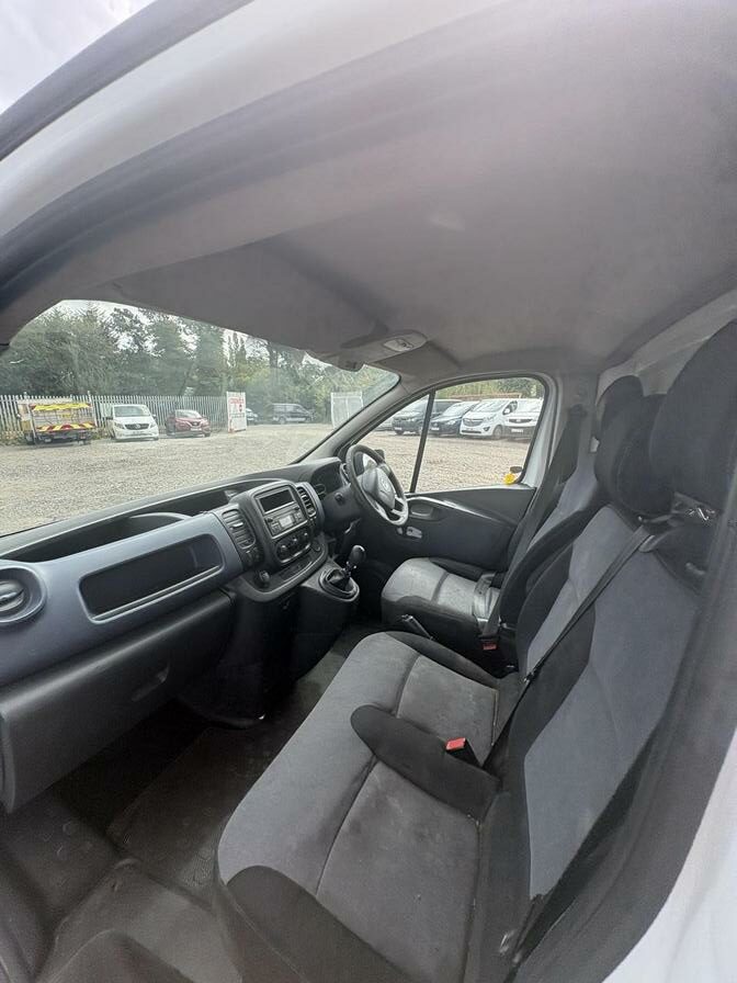 2015 Vauxhall Vivaro – Model: Vivaro  2700 CDTI – BP64XSC