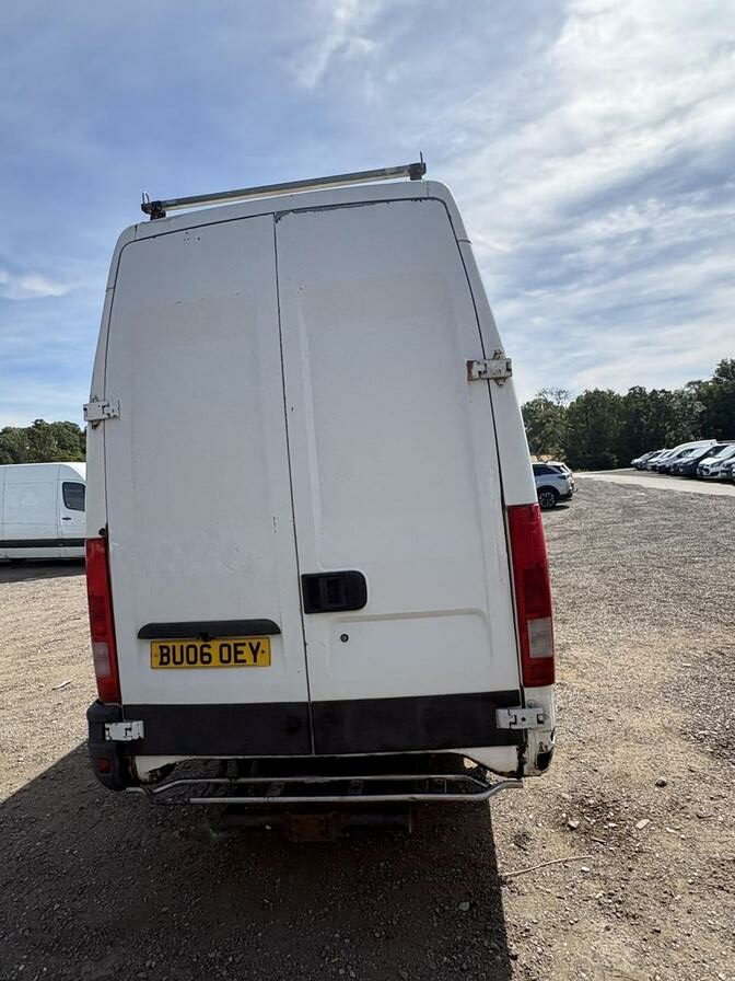 2006 Iveco Daily – Model: Daily 35 S14 LWB – BU06OEY