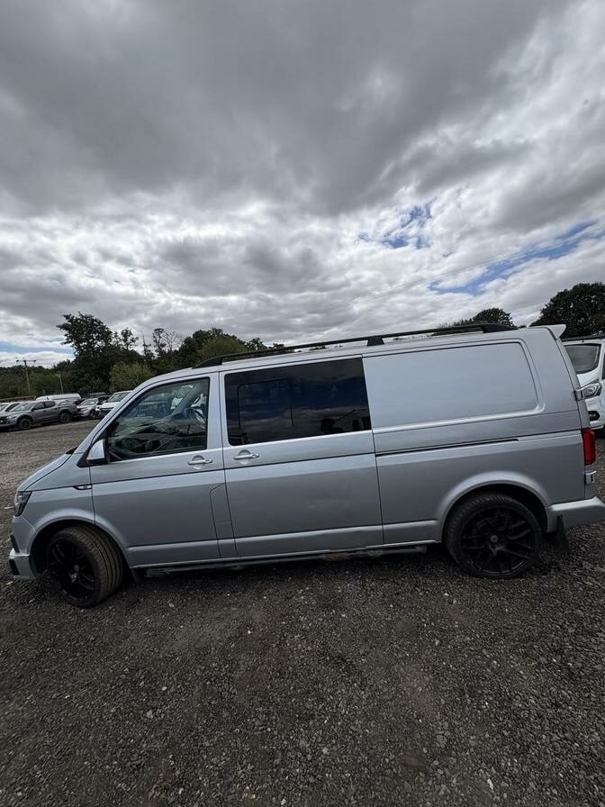2018 Volkswagen Transporter – Model: Transporter T30 Highline TDI BlueMotion Technology – W5NRB/NXZ2303