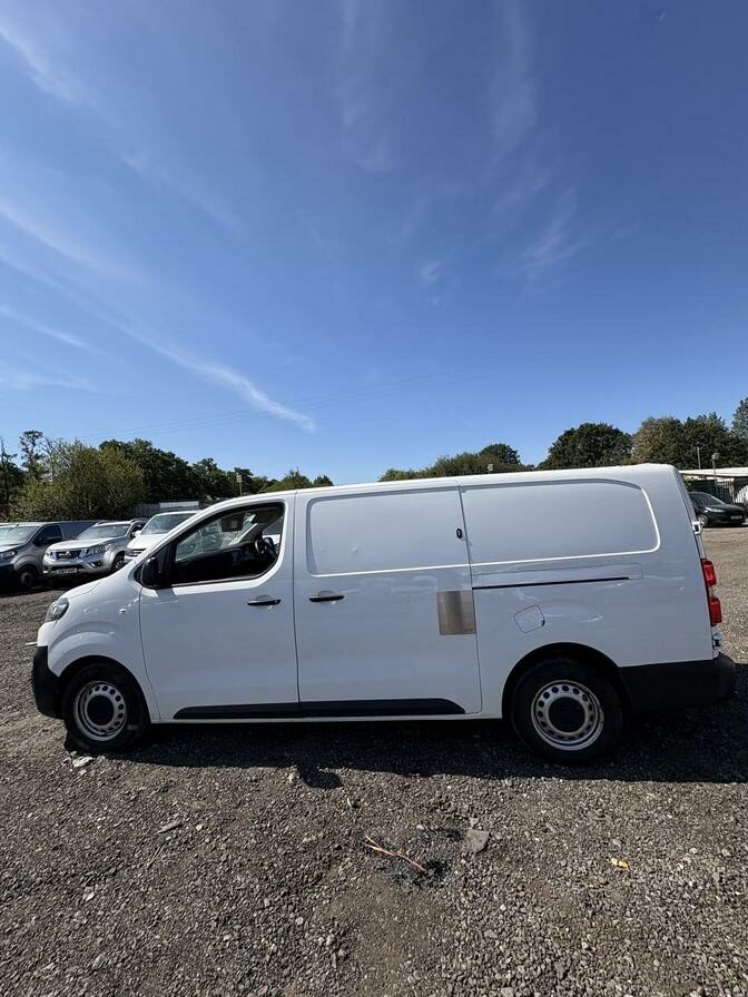 2020 Citroen Dispatch – Model: Dispatch 1200 Enterprise Blue HDi S/S – CE70VPM