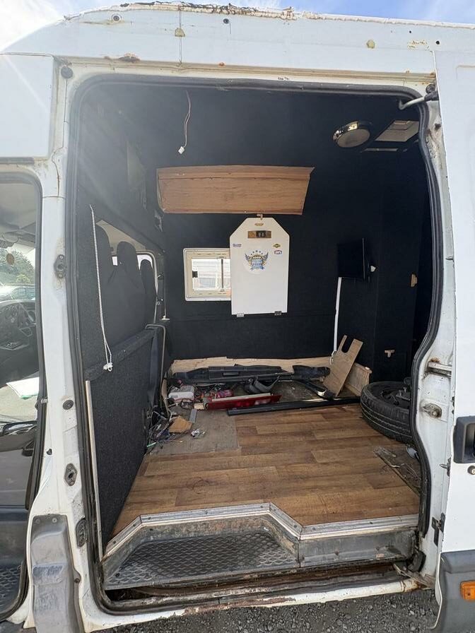 2006 Iveco Daily – Model: Daily 35 S14 LWB – BU06OEY