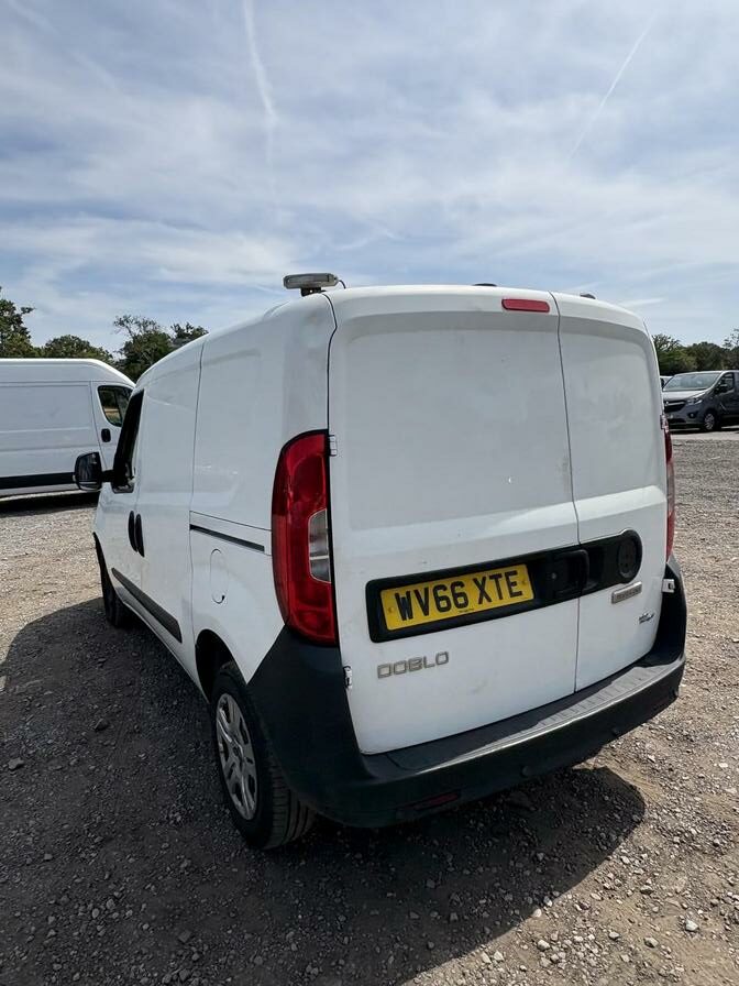 2016 Fiat Doblo Cargo – Model: Doblo 16v MultiJet – WV66XTE
