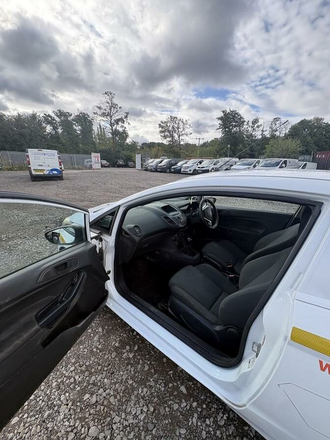 2014 Ford Fiesta – Model: Fiesta Base TDCi – DY14URK
