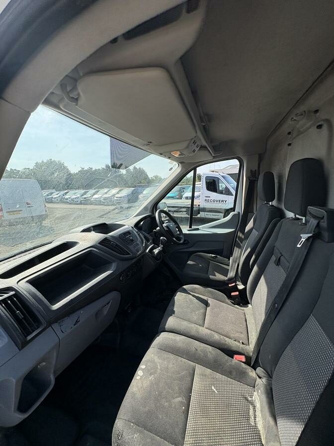2015 Ford Transit – Model: Transit 350 – LJ65UOA