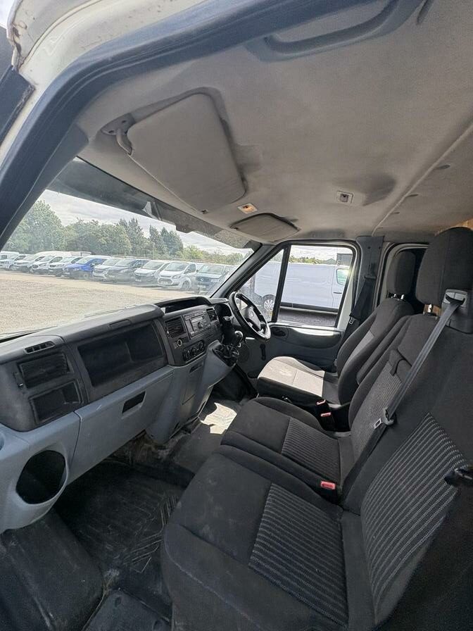 2007 Ford Transit – Model: Transit 100 T350 LWB Double Cab RWD – NJ57YRN