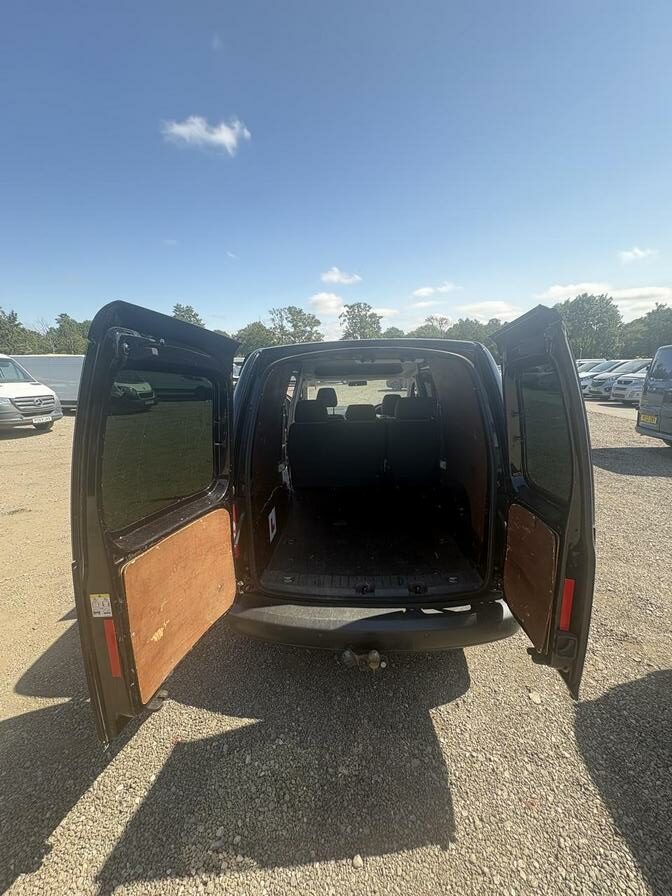 2013 Volkswagen Caddy MaxI – Model: Caddy Maxi C20 Kombi TDI 140 – EO63HGU