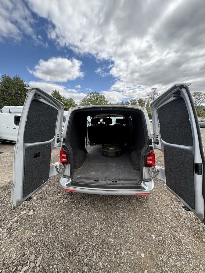 2018 Volkswagen Transporter – Model: Transporter T30 Highline TDI BlueMotion Technology – W5NRB/NXZ2303