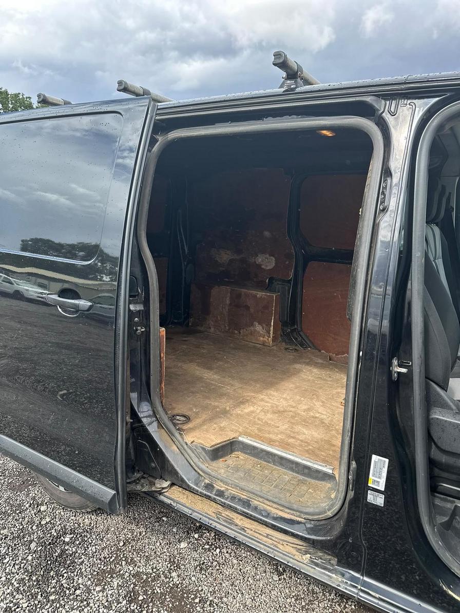2018 Toyota Proace – Model: Proace Base – FN18HNY