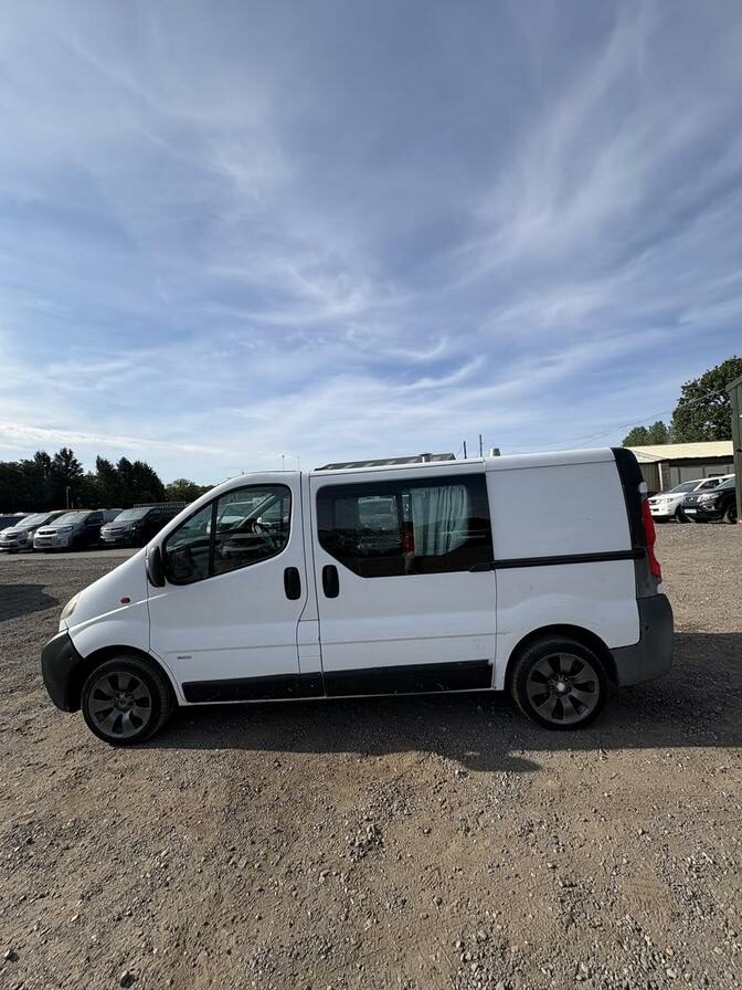 2005 Vauxhall Vivaro – Model: Vivaro 2900 CDTi 82 SWB – KS54PXC